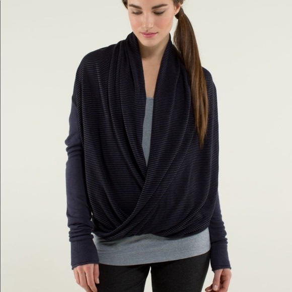 Lululemon Iconic Wrap Top - Picture 1 of 6
